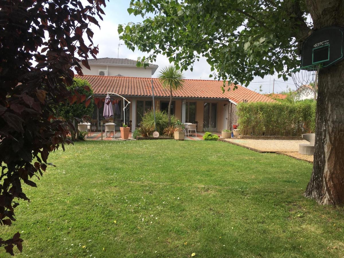 Logis Hotels - Hotel Et Restaurant L'Oceana Lanton Exterior foto