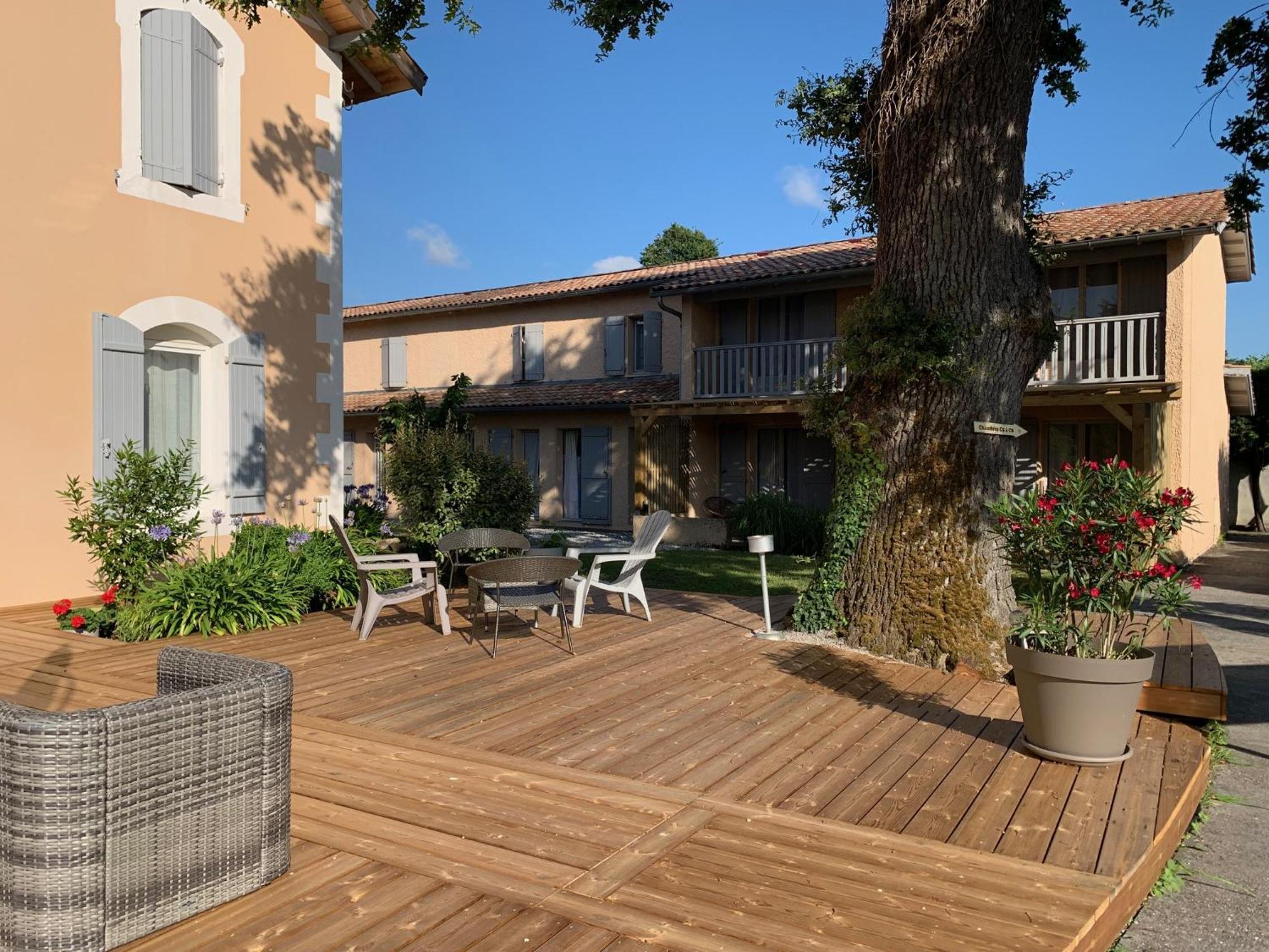 Logis Hotels - Hotel Et Restaurant L'Oceana Lanton Exterior foto